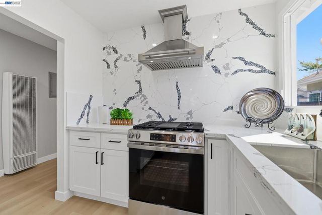 1512 Oriole Ave, San Leandro, CA 94578