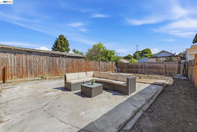 1512 Oriole Ave, San Leandro, CA 94578