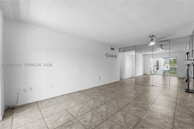 8450 Sunrise Lakes Blvd 306, Sunrise, FL 33322