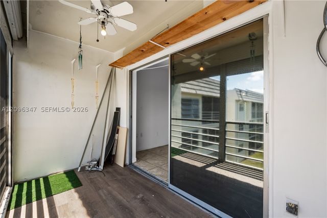 8450 Sunrise Lakes Blvd 306, Sunrise, FL 33322