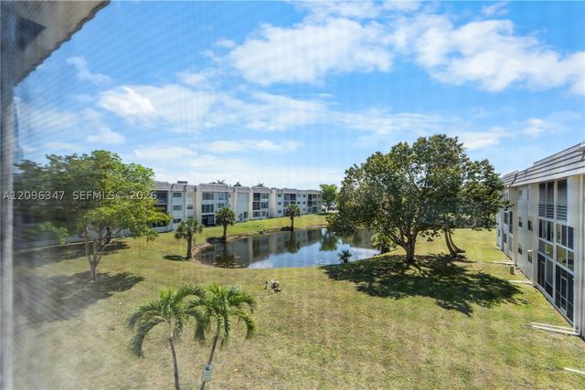 8450 Sunrise Lakes Blvd 306, Sunrise, FL 33322