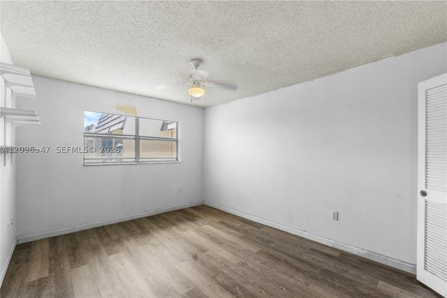 8450 Sunrise Lakes Blvd 306, Sunrise, FL 33322
