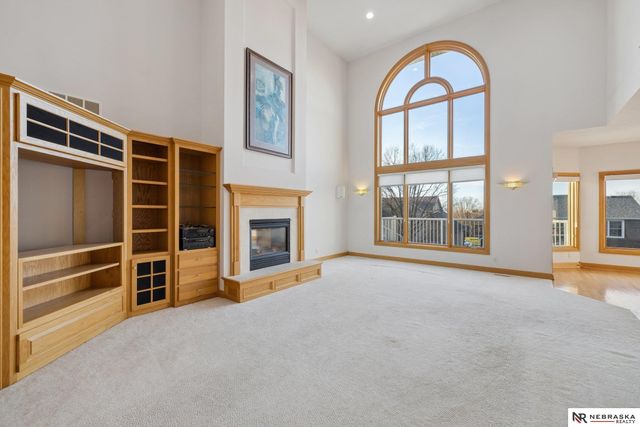 7701 San Mateo Lane, Lincoln, NE 68516