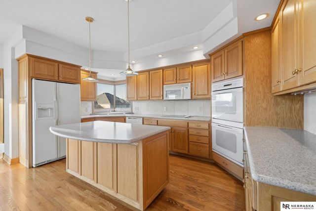 7701 San Mateo Lane, Lincoln, NE 68516