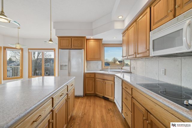 7701 San Mateo Lane, Lincoln, NE 68516