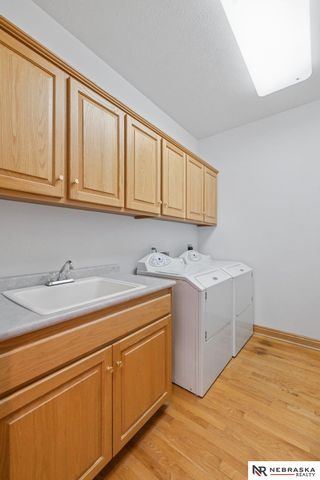 7701 San Mateo Lane, Lincoln, NE 68516