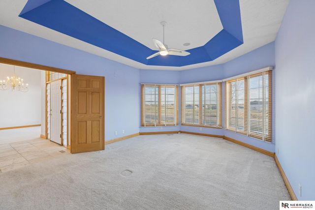 7701 San Mateo Lane, Lincoln, NE 68516