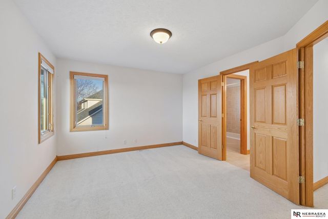 7701 San Mateo Lane, Lincoln, NE 68516