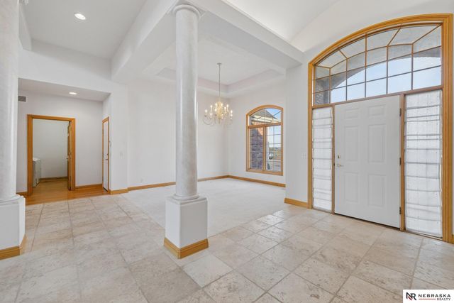 7701 San Mateo Lane, Lincoln, NE 68516