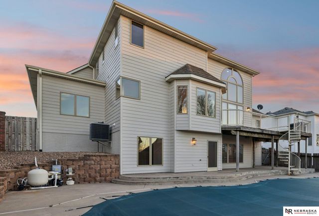 7701 San Mateo Lane, Lincoln, NE 68516