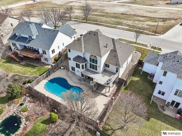 7701 San Mateo Lane, Lincoln, NE 68516