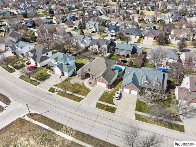 7701 San Mateo Lane, Lincoln, NE 68516