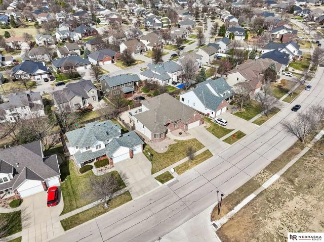 7701 San Mateo Lane, Lincoln, NE 68516