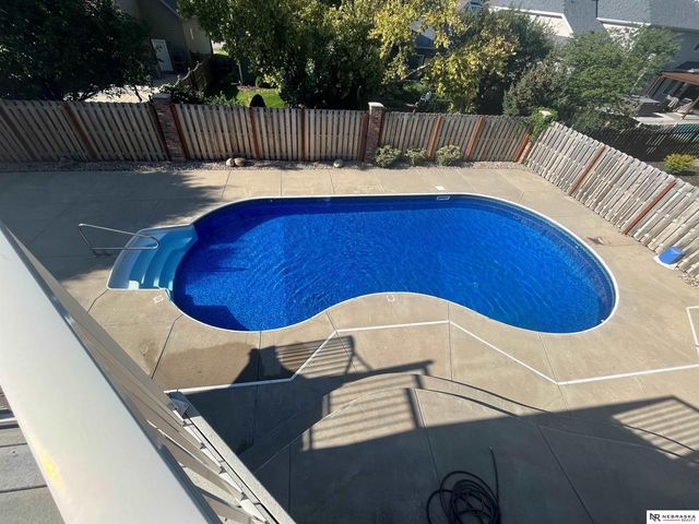 7701 San Mateo Lane, Lincoln, NE 68516