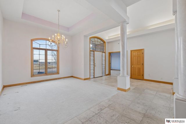 7701 San Mateo Lane, Lincoln, NE 68516