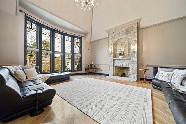 20 Boulder Rd, Newton, MA 02459