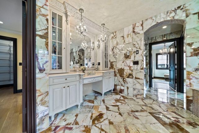 20 Boulder Rd, Newton, MA 02459