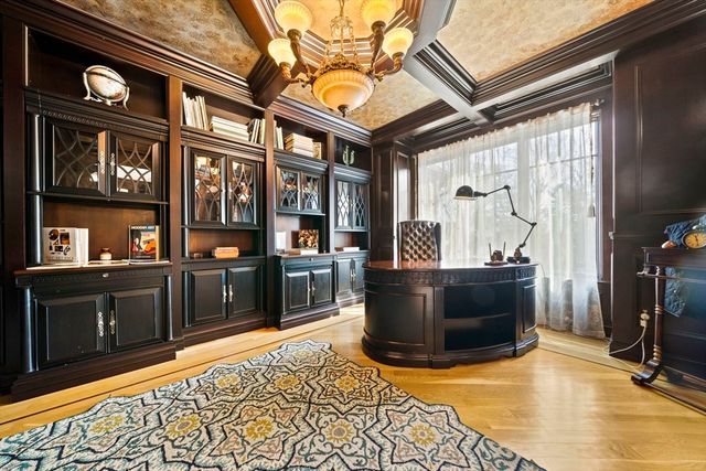 20 Boulder Rd, Newton, MA 02459