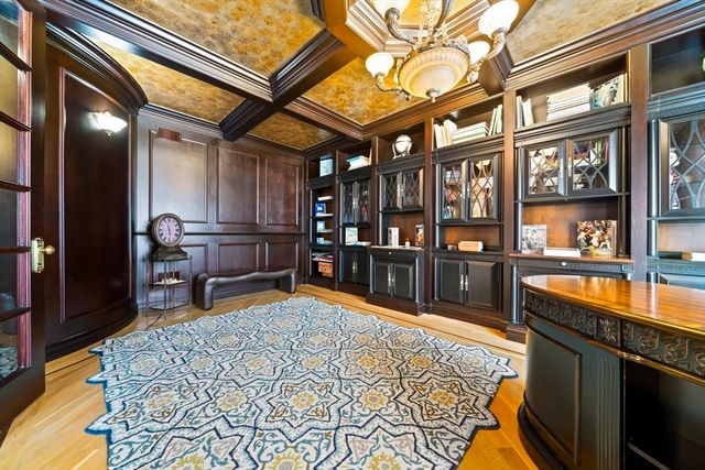 20 Boulder Rd, Newton, MA 02459