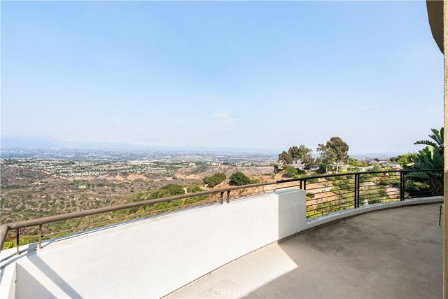 3230 Tyrol Drive, Laguna Beach, CA 92651