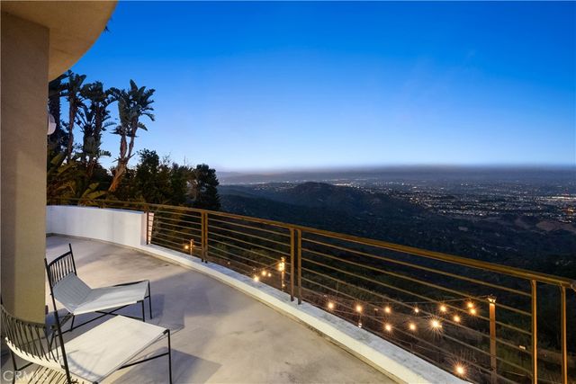3230 Tyrol Drive, Laguna Beach, CA 92651