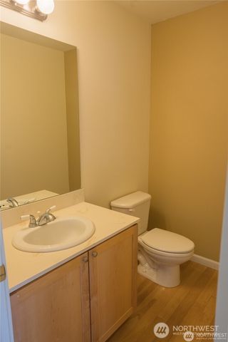 22306 NE 100th Way, Redmond, WA 98053
