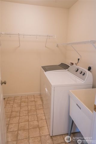 22306 NE 100th Way, Redmond, WA 98053