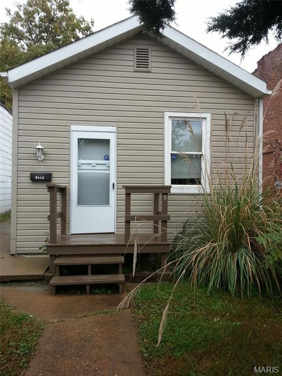 8414 S Broadway, St Louis, MO 63111