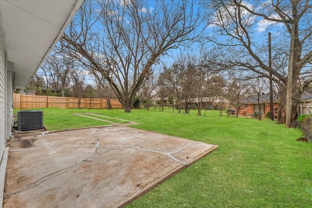 5261 Trail Lake Drive, Fort Worth, TX 76133