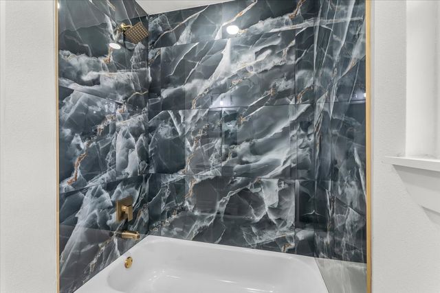 5261 Trail Lake Drive, Fort Worth, TX 76133