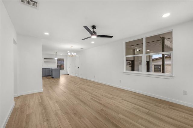 5261 Trail Lake Drive, Fort Worth, TX 76133