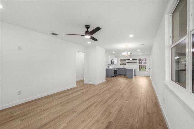 5261 Trail Lake Drive, Fort Worth, TX 76133