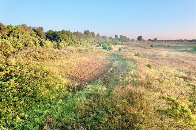 0002 N Peebly Road, Harrah, OK 73045