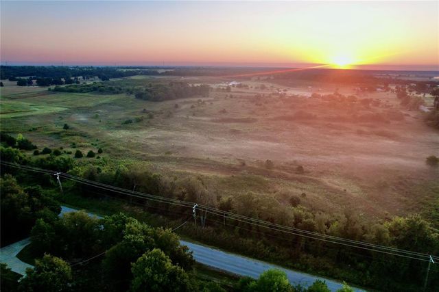 0002 N Peebly Road, Harrah, OK 73045