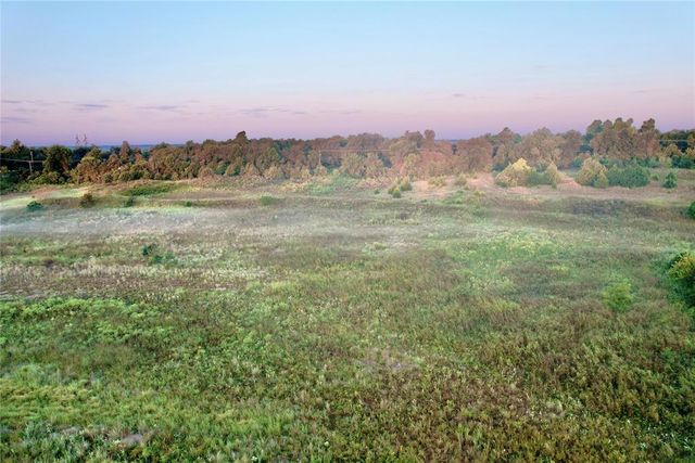0002 N Peebly Road, Harrah, OK 73045