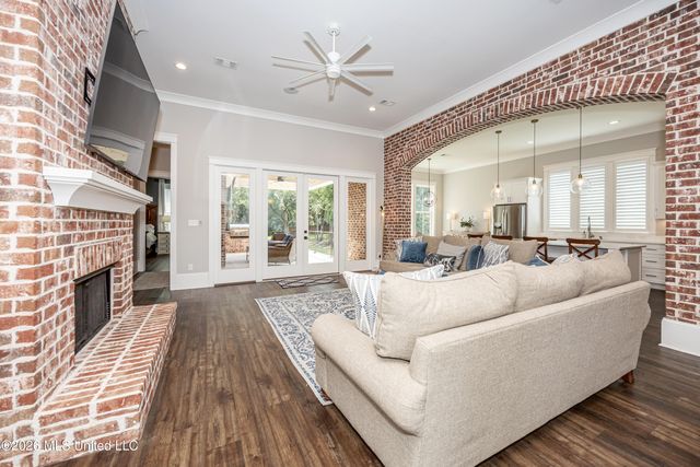 5606 Caymus Cove, Ocean Springs, MS 39564