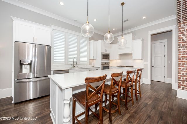 5606 Caymus Cove, Ocean Springs, MS 39564
