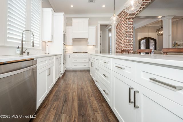5606 Caymus Cove, Ocean Springs, MS 39564