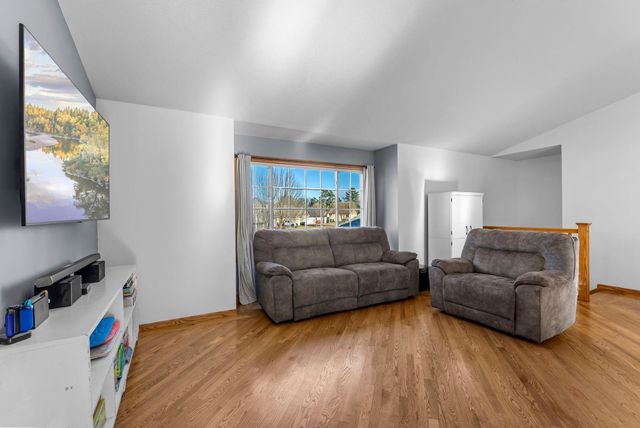 13870 2nd Avenue N, Zimmerman, MN 55398