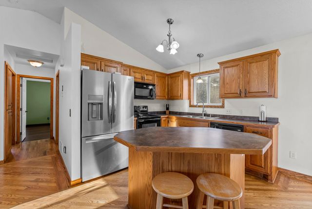 13870 2nd Avenue N, Zimmerman, MN 55398