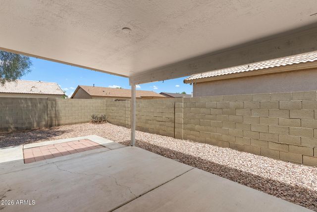 8950 W HOLLY Street, Phoenix, AZ 85037