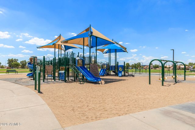 8950 W HOLLY Street, Phoenix, AZ 85037