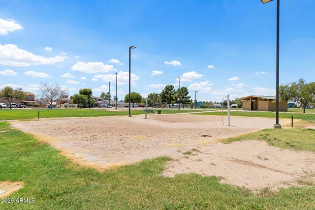 8950 W HOLLY Street, Phoenix, AZ 85037