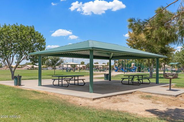 8950 W HOLLY Street, Phoenix, AZ 85037