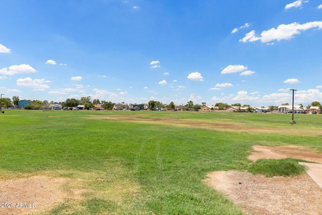 8950 W HOLLY Street, Phoenix, AZ 85037