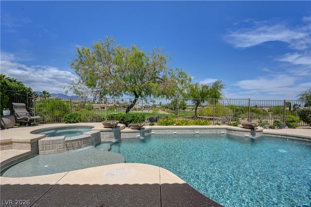 10488 Abisso Drive, Las Vegas, NV 89135