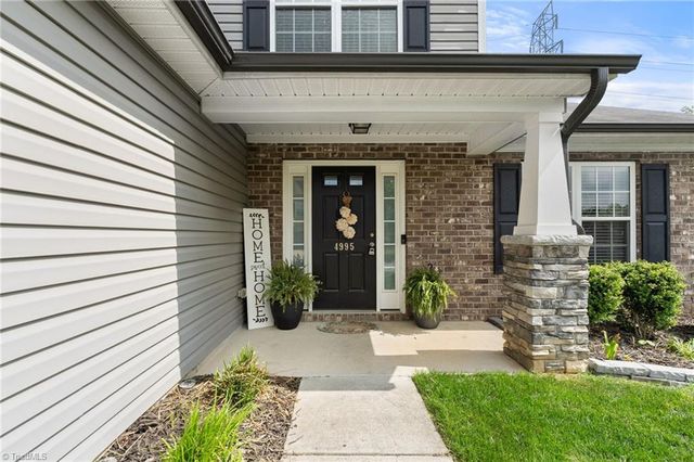 4995 Longburn Lane, Kernersville, NC 27284