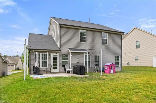 4995 Longburn Lane, Kernersville, NC 27284