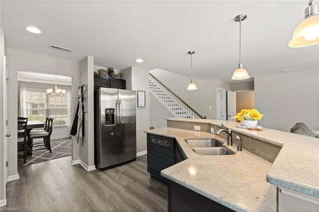 4995 Longburn Lane, Kernersville, NC 27284