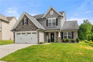 4995 Longburn Lane, Kernersville, NC 27284